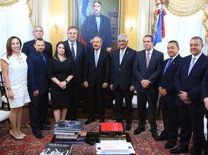 Alto ejecutivo de Jet Blue apoya a la RD en visita al Presidente Danilo Medina