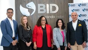Realizan con éxito la primera Feria de Empleos del Programa Mujer Digital