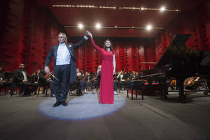 Pianista Jie Chen y maestro José Antonio Molina conquistan público en el Teatro Nacional