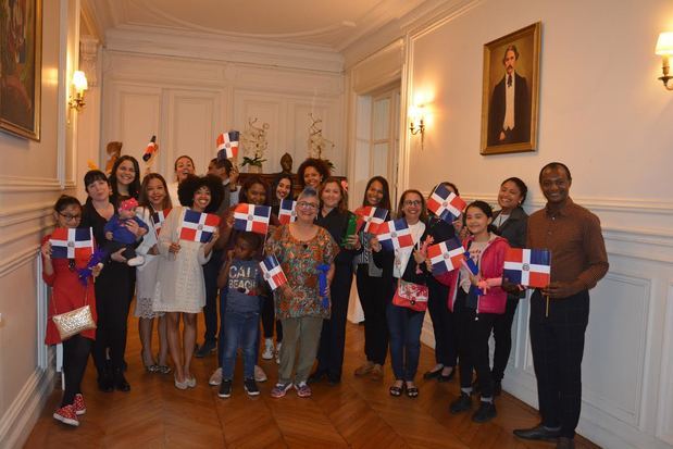 Parte de los asistentes a la conferencia “A brincar la tablita con Xiomarita”