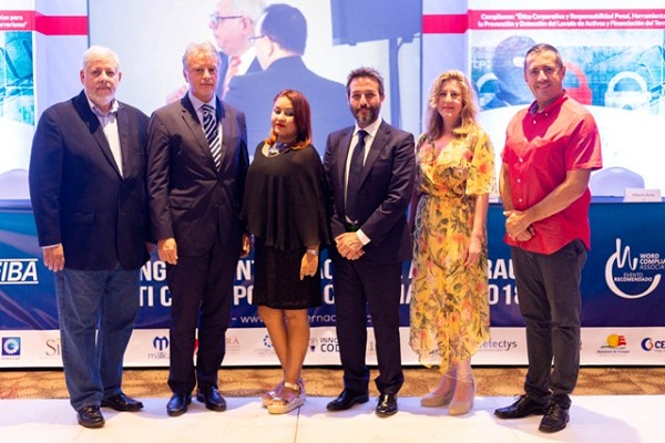 Enrique Cambier, Alejandro Legrottagle, Dicla Lopez, Oscar Rosa Ana Cabello y Alberto Avila.