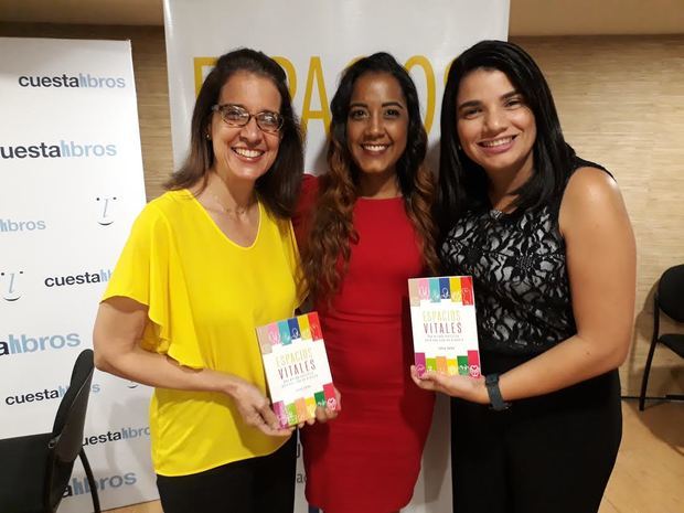 Ruth Herrera, Directora FIL RD, Jenny Colón, Keila González Báez, Creadora A90D.