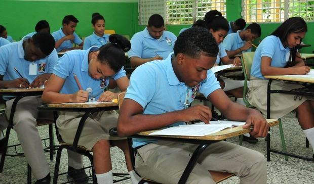 Estudiantes en las pruebas nacionales.