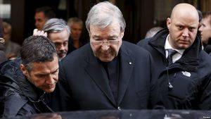 Asesor papal niega acusaciones de abuso sexual