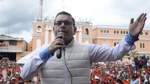 El FBI detiene a excandidato presidencial de Guatemala por lavado de dinero