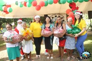 Fudonide celebra la Navidad con familias de escasos recursos