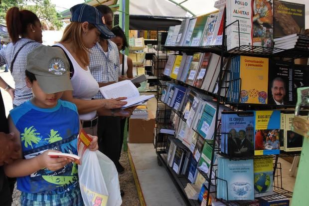 Feria Internacional del Libro reunió un gran público diverso.