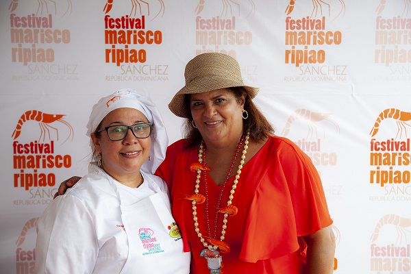 Organizadoras del Festival de Marisco Ripiao