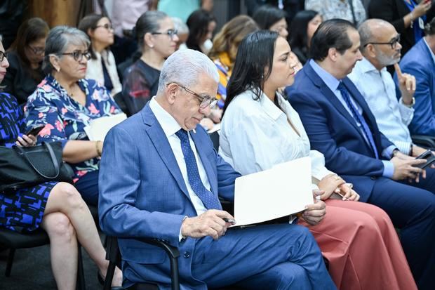 Ricardo de los Santos participó en el '1er Foro Nacional sobre Alimentación Escolar y Nutrición' en República Dominicana.