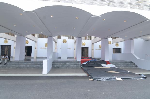 Congreso Nacional ultima detalles en Teatro Nacional para juramentación Luis Abinader y Raquel Peña
