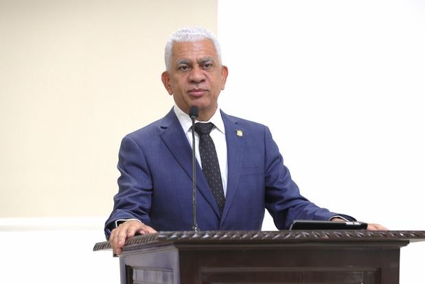 Ricardo de los Santos.