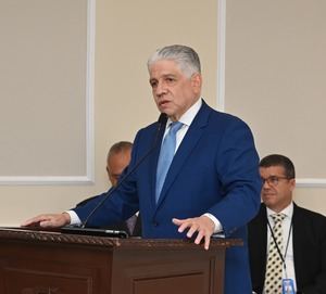 Eduardo Estrella.