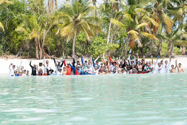 Participantes playa El Toro.