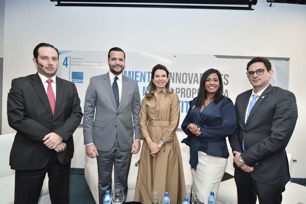 Raúl Baz Suárez, Rafael Paz Familia, Soraya Checo de Álvarez, Adelaida Adames y Kiero Guerra-Peña.