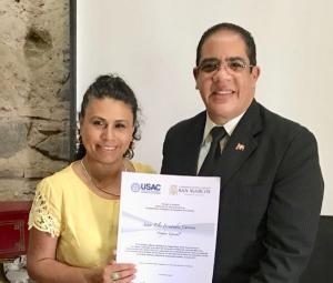 Universidad San Carlos reconoce como Profesor Especial a Embajador Dominicano en Guatemala