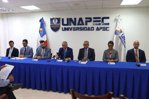 UNAPEC emprende iniciativas para fomentar era digital