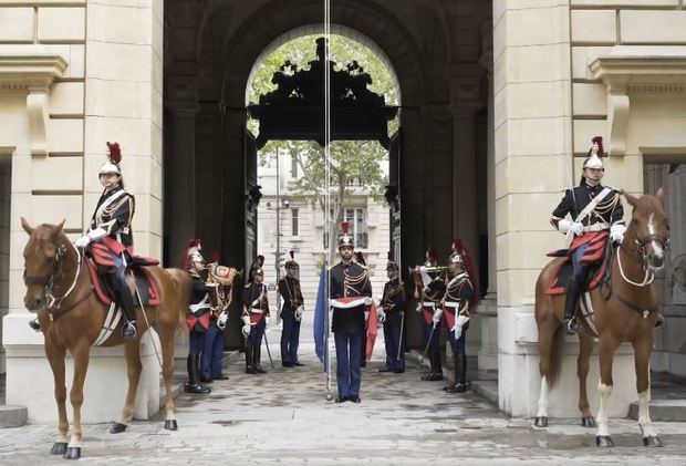 Celebran Fiesta Nacional de Francia.