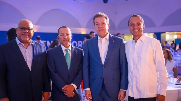 Fabricio Gómez Mazara, Luis Álvarez, José Péres y Fabián Suárez.