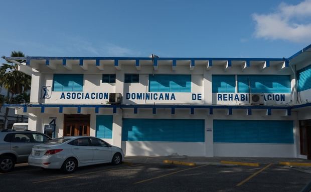 Fachada Sede Asociación Dominicana de Rehabilitación, ADR.