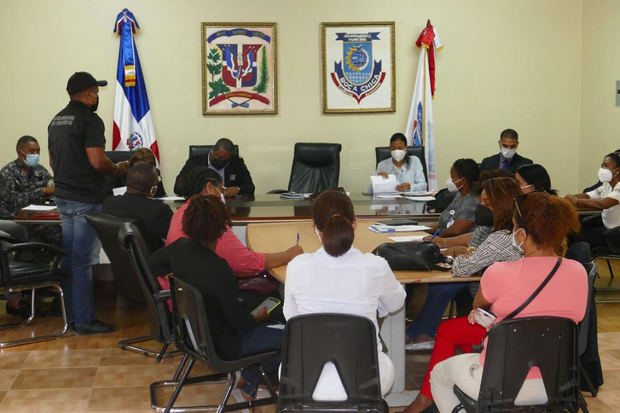 FINJUS imparte taller al personal de la Alcaldía de Boca Chica  através de la mesa local seguridad ciudadanía y género.