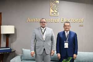 Presidente de la JCE y fiscal Electoral pasan balance a elecciones municipales