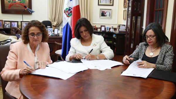 Firma del convenio