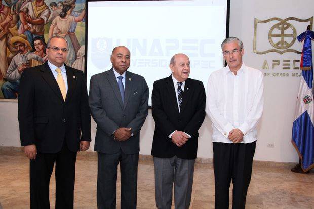 Alejandro Moscoso, Miltón Ray Guevara, Franklyn Holguín y Jaime Rodríguez 