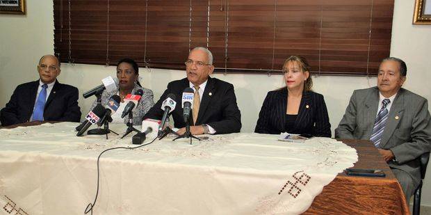 Antonio Rodríguez, Rhina Asencio, Pedro Rodríguez, Laura Sánchez