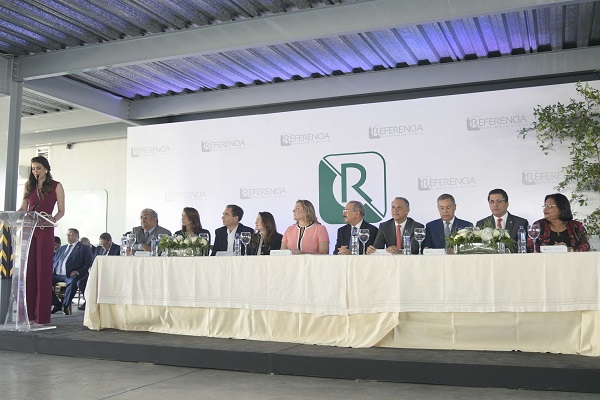 Chanel Rosa Chupány, Cynthia León,  José Miguel González Cuadra, Priscilla Kelly León, Patricia León, Danilo Medina, José Ramón Peralta, Donald Guerrero, David Collado, y Mercedes Rodríguez integrantes de la mesa central del acto de apertura