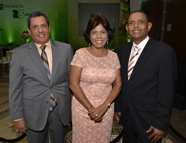 Lizardo Mata, Luisa Mateo y César Mateo. 