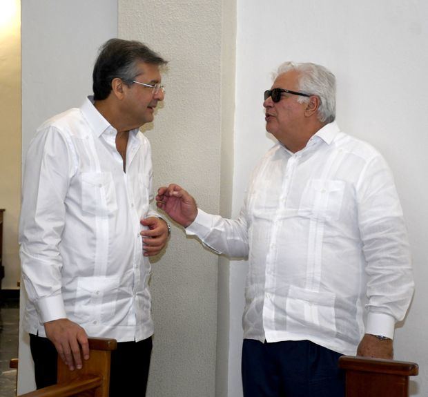 José Antonio Rodríguez Copello y José Carballo, conversando animadamente.