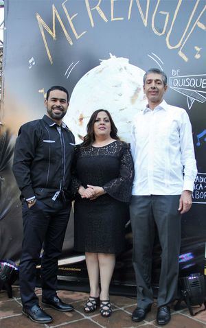 Luis Fernando Enciso, Carolina Pantalón y Roberto Caraballo

