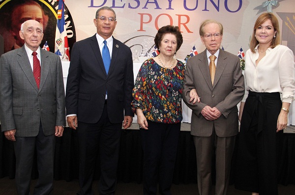 Oscar Padilla, Wilson Gómez, Ana María Alonso, José Luis Corripio y Ana Corripio