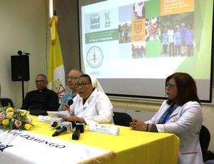 Rev. Padre Ramón Báez, psicólogo; Dr. Arq. César Iván Feris, vicecoordinador; sor Trinidad Ayala Adames, coordinadora general de la Pastoral de la Salud; Dra. Mircia Pacheco, encargada Unidad Psiquiátrica.