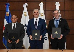 Ministerio de Trabajo y Nestlé® Dominicana firmaron acuerdo sobre Implementación de Conducta Empresarial Responsable