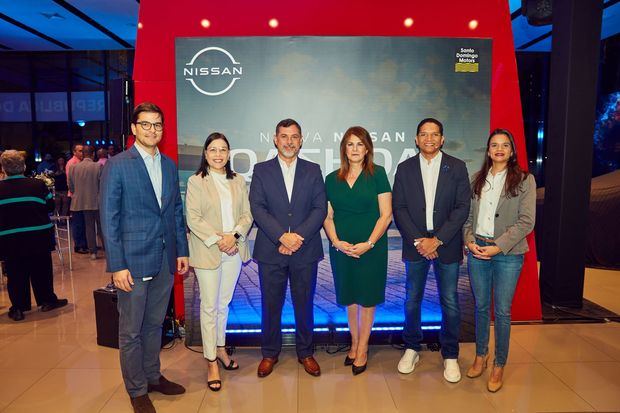 Alexis Anselin, Marielly Figueroa, Aníbal Rodríguez, Vanessa Dihmes, Oscar Santana y Paola Soto.