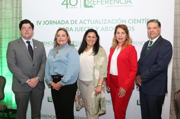 Mark Kelly, Patricia León, Luz Adriana Londoño, Eileen Riego y Marcos Bisonó.