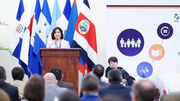 Durante el cónclave, la vicepresidenta Margarita Cedeño propuso la adopción del concepto progreso multidimensional con enfoque integral hacia los Objetivos de Desarrollo Sostenible (ODS) como la principal línea de la política social de la región.

