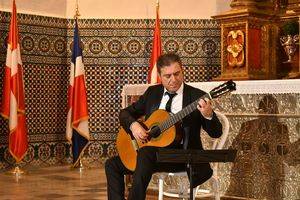 El guitarrista clásico Simón Shembri, en el recital.