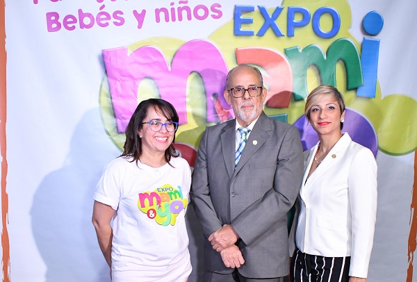  Nazzira Santana, Allan Vargas y Sandra D´Aleman.