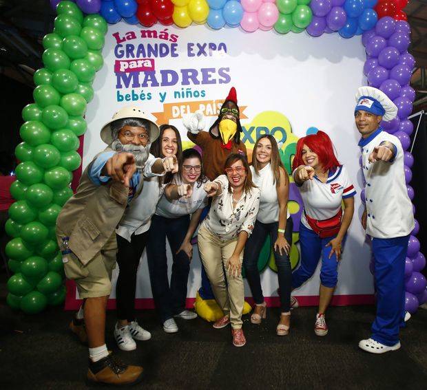 Organizadores y ejecutivos de marcas patrocinadoras.