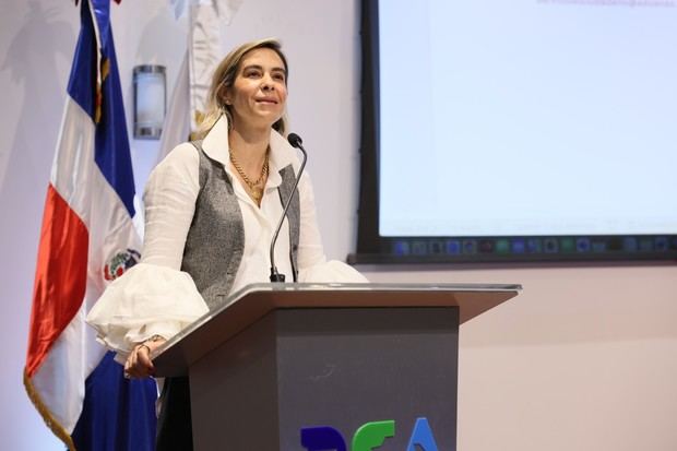 Noris Nabila Valera, gerente de Grandes Contribuyentes.