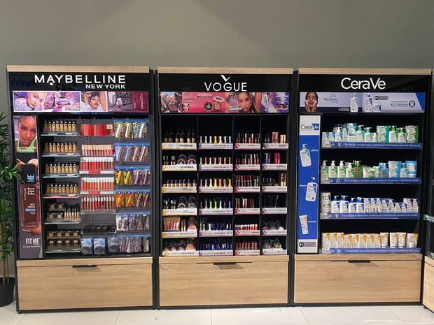 Nuevas categorías, como son: Maquillaje y Dermatológico (Maybelline, New York, Vogue y CeraVe).