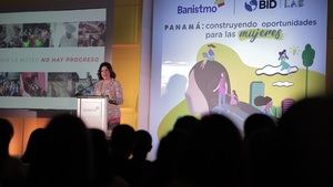 Margarita Cedeño reclama mayor participación política y económica de la mujer en la región 