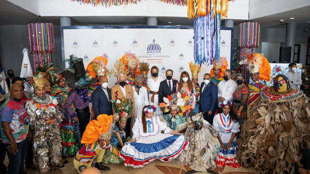 Ministerio de Cultura anuncia celebración del Desfile Nacional de Carnaval 2022.