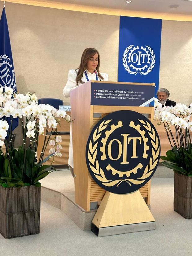 La presidenta de la Copardom, Laura Peña Izquierdo, mientras intervenía en la mañana de este lunes en el evento internacional.