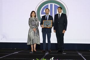 Adoexpo entrega a Mercasid m&#225;ximo galard&#243;n de XXXVII edici&#243;n premios Excelencia Exportadora