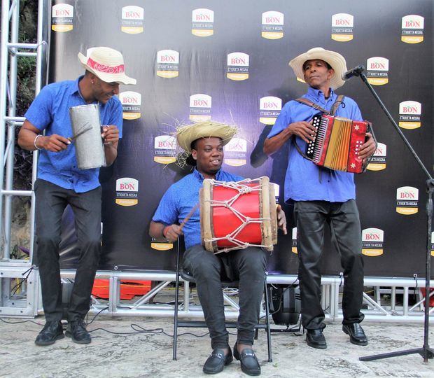 El Swing Típico Dominicano animó el lanzamiento del producto.

