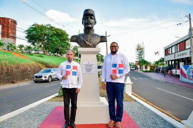 Juan Pablo Uribe y Leo Francis Zorrilla.