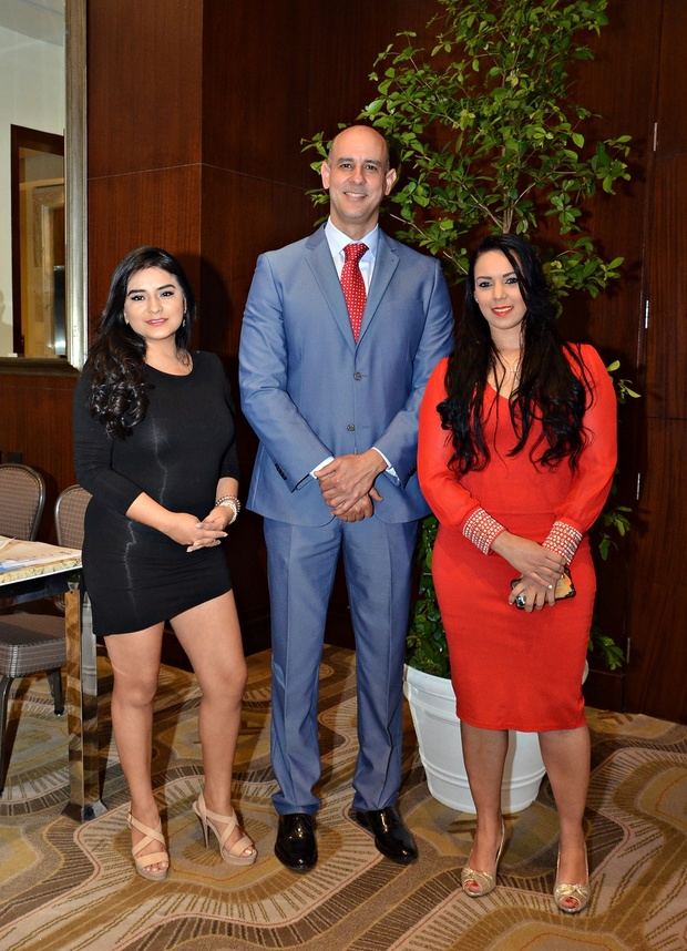 Massiel Salas, Jimmy Soto y Vanessa Abreu.